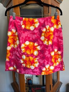 Fuchsia Floral Mini Skirt with Bold Orange Blooms